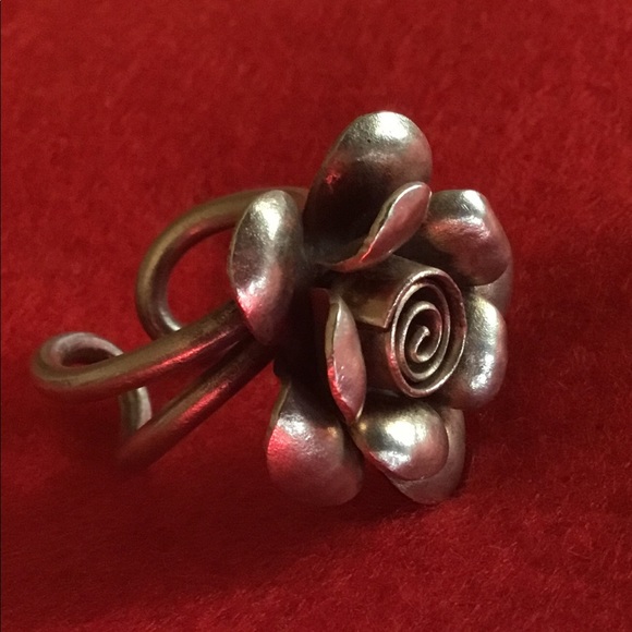 Silver Rose Ring - Picture 2 of 5